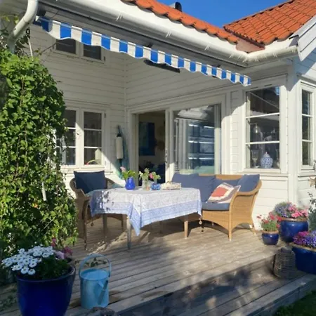 Semesterbostad Maritime On Island With *