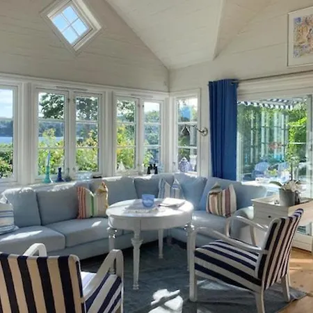 Maritime On Island With * סאנדפיורד