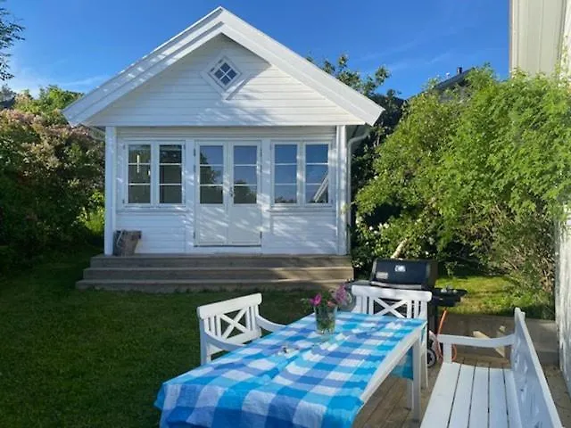 Maritime On Island With Semesterbostad